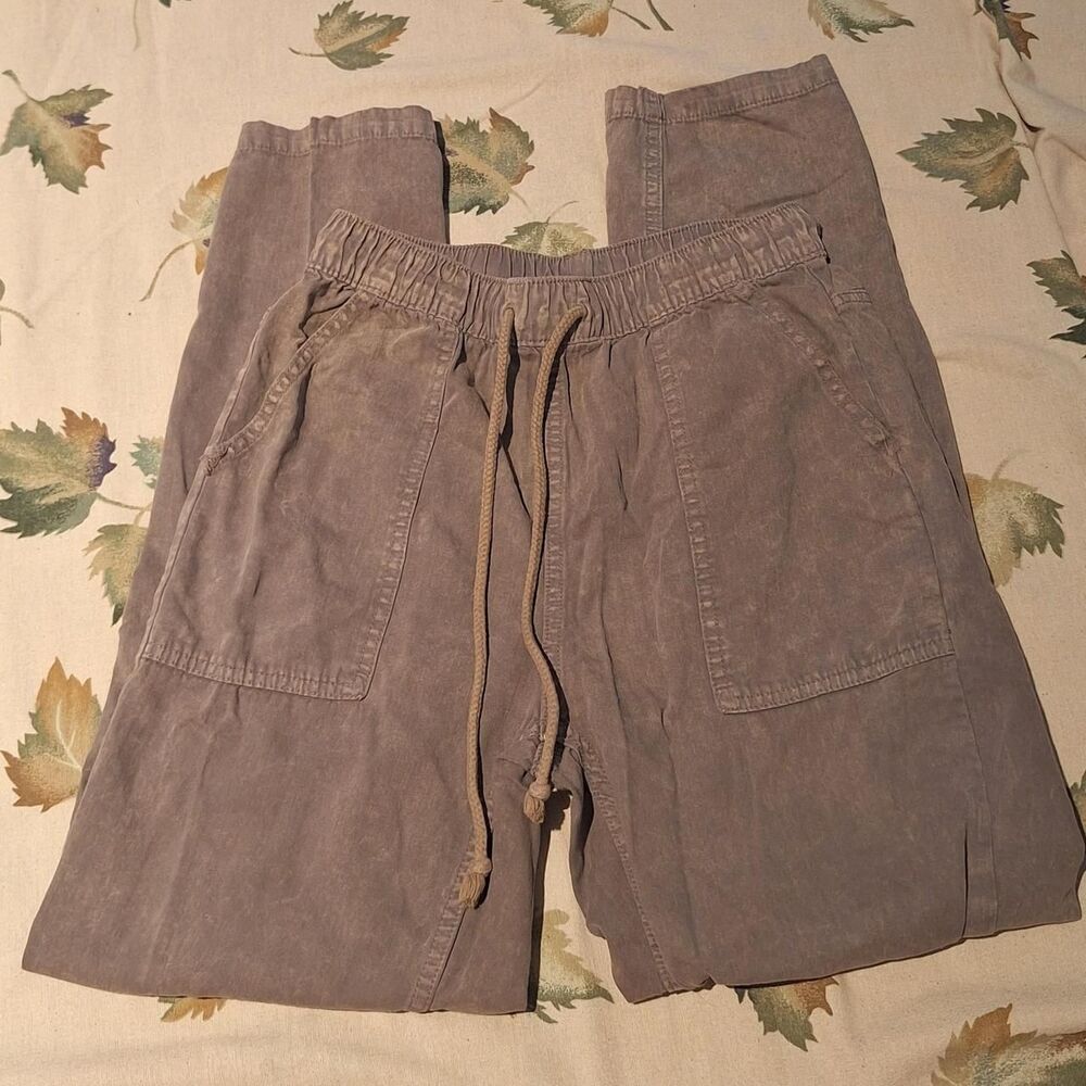 Aerie Women's Brown and Grey Trousers